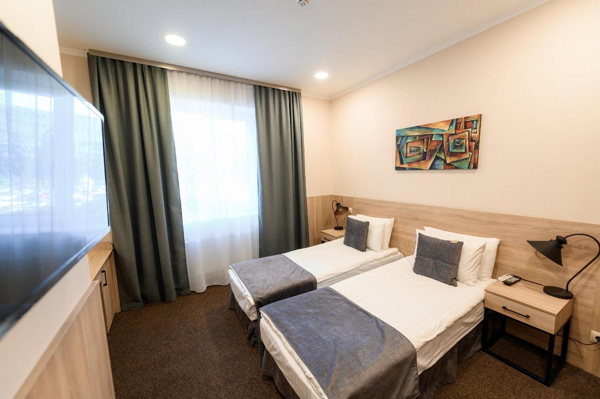 Nota Bene Loft Otel Lviv